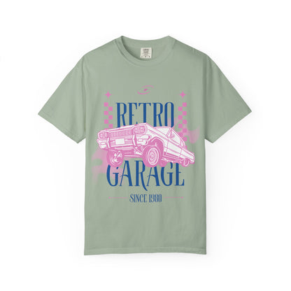 Retro Garage T-Shirt — Vintage Car Graphic "Since 1980"